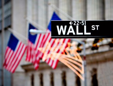 Σταθεροποιητικά κινήθηκε η Wall Street την Πέμπτη